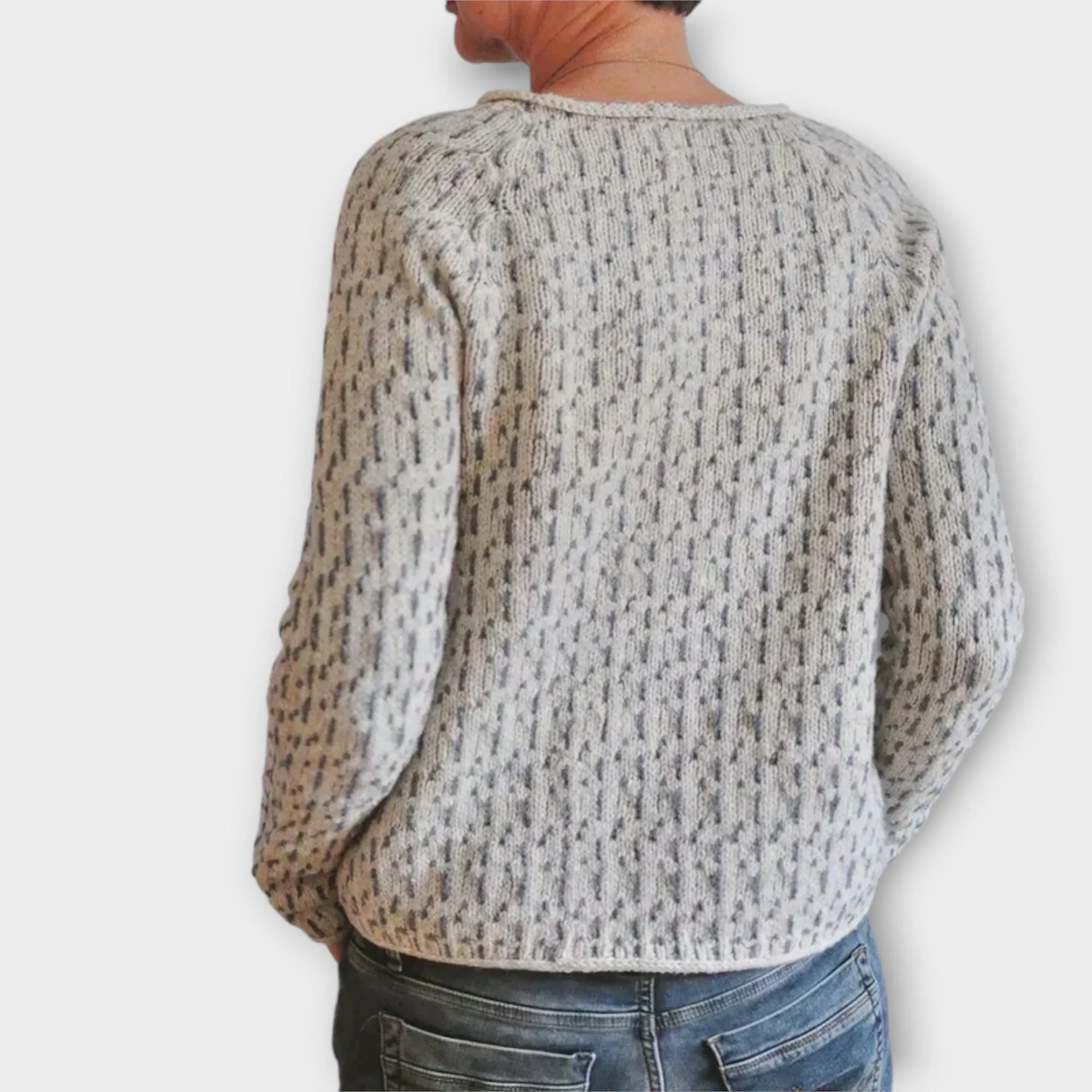 Lena Elegant Knit Pullover