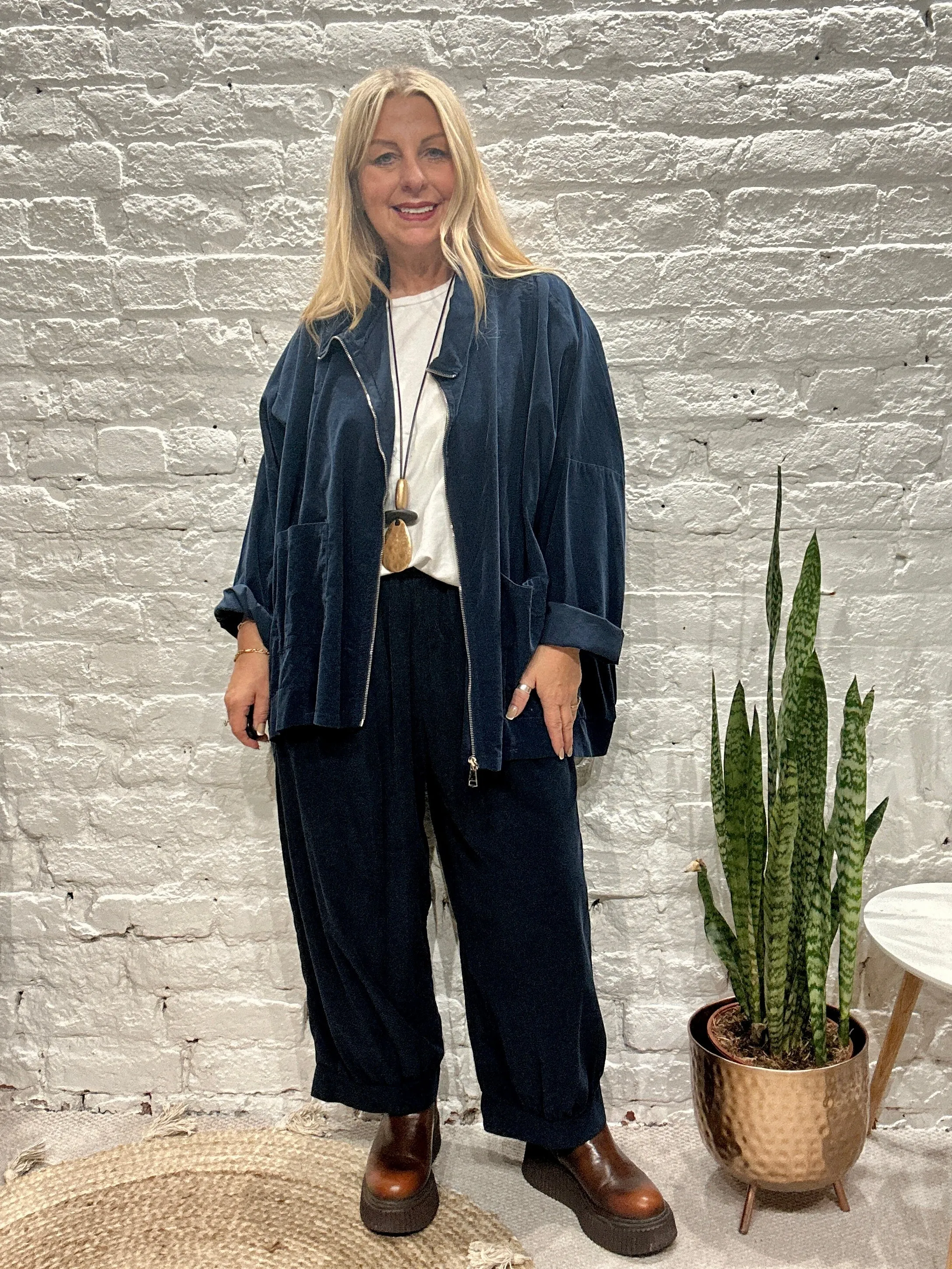 The Cord Wander Zip Wide Box Oversized Jacket