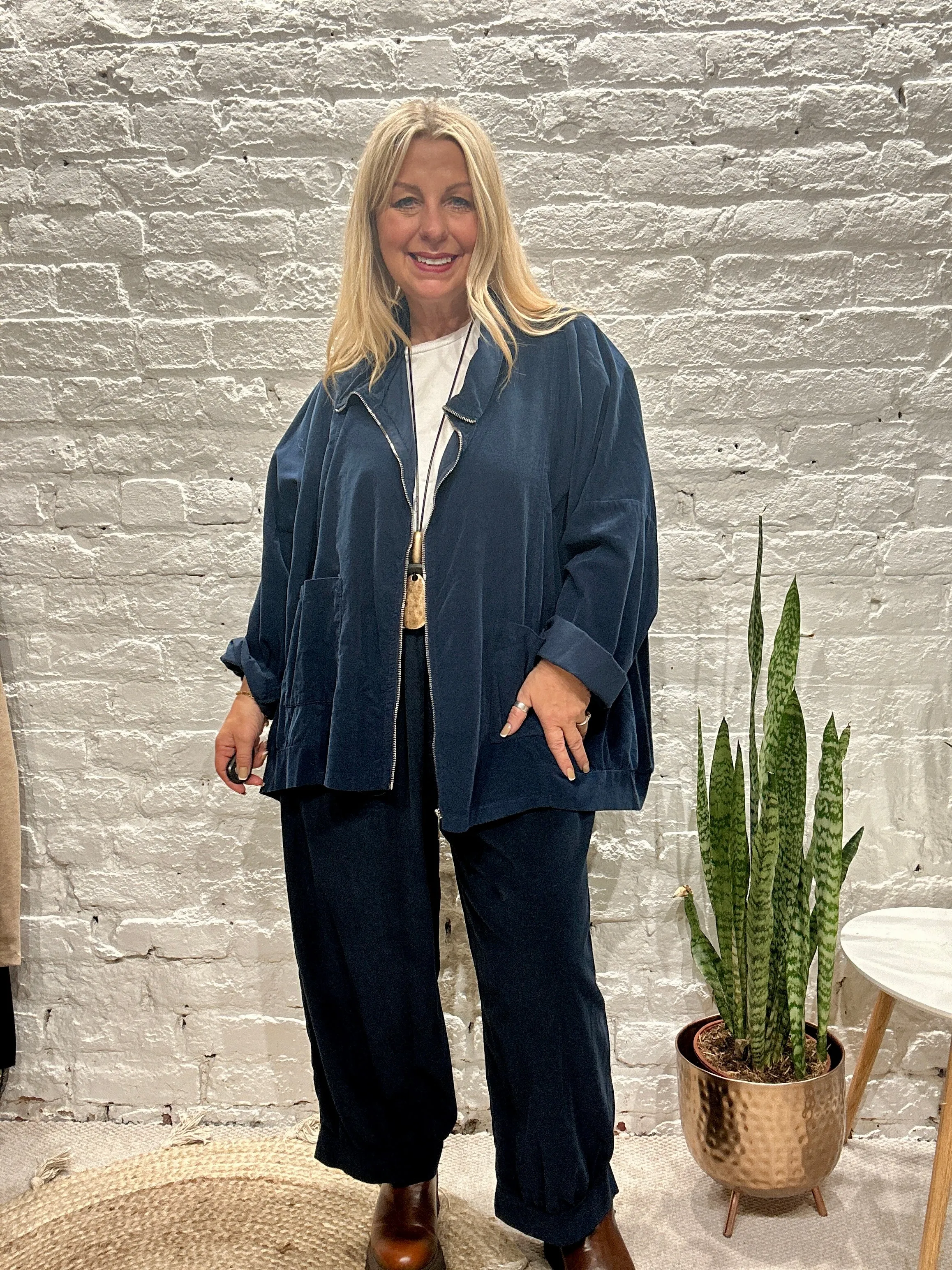 The Cord Wander Zip Wide Box Oversized Jacket