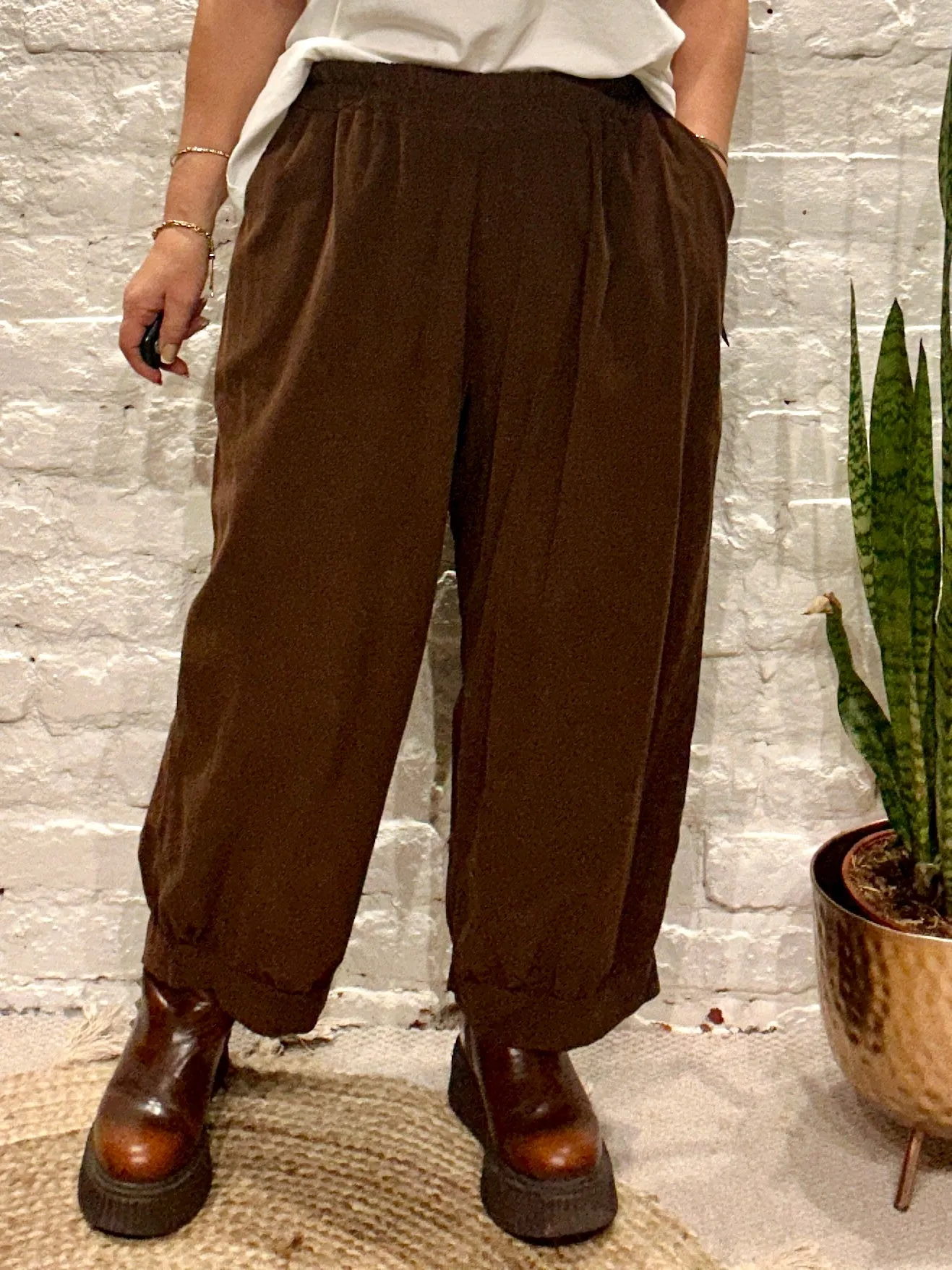 The Soft Cord Barrel Elastic Pocket Pant Trouser