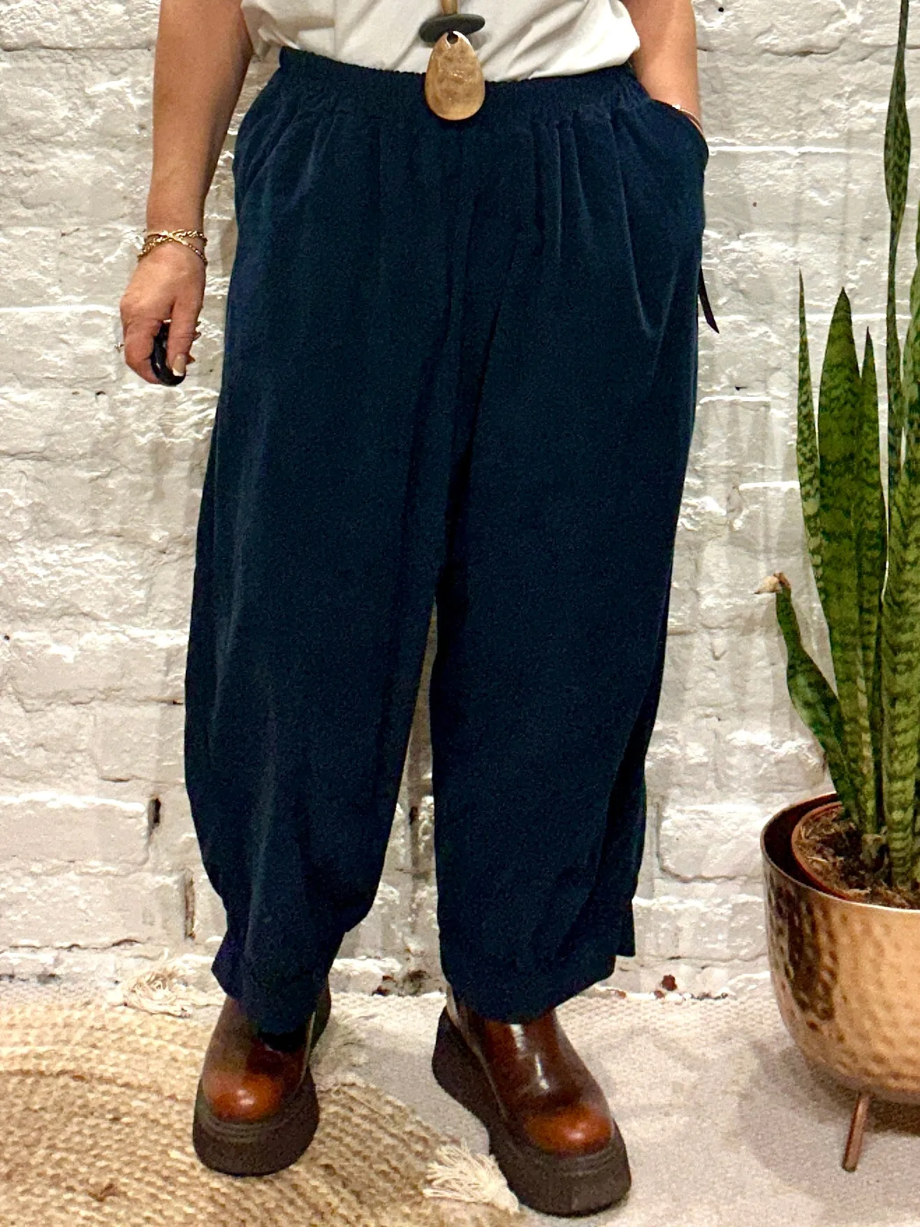 The Soft Cord Barrel Elastic Pocket Pant Trouser