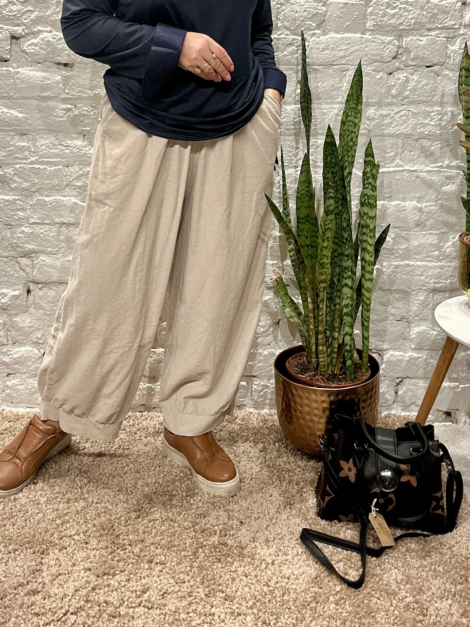 The Soft Cord Barrel Elastic Pocket Pant Trouser