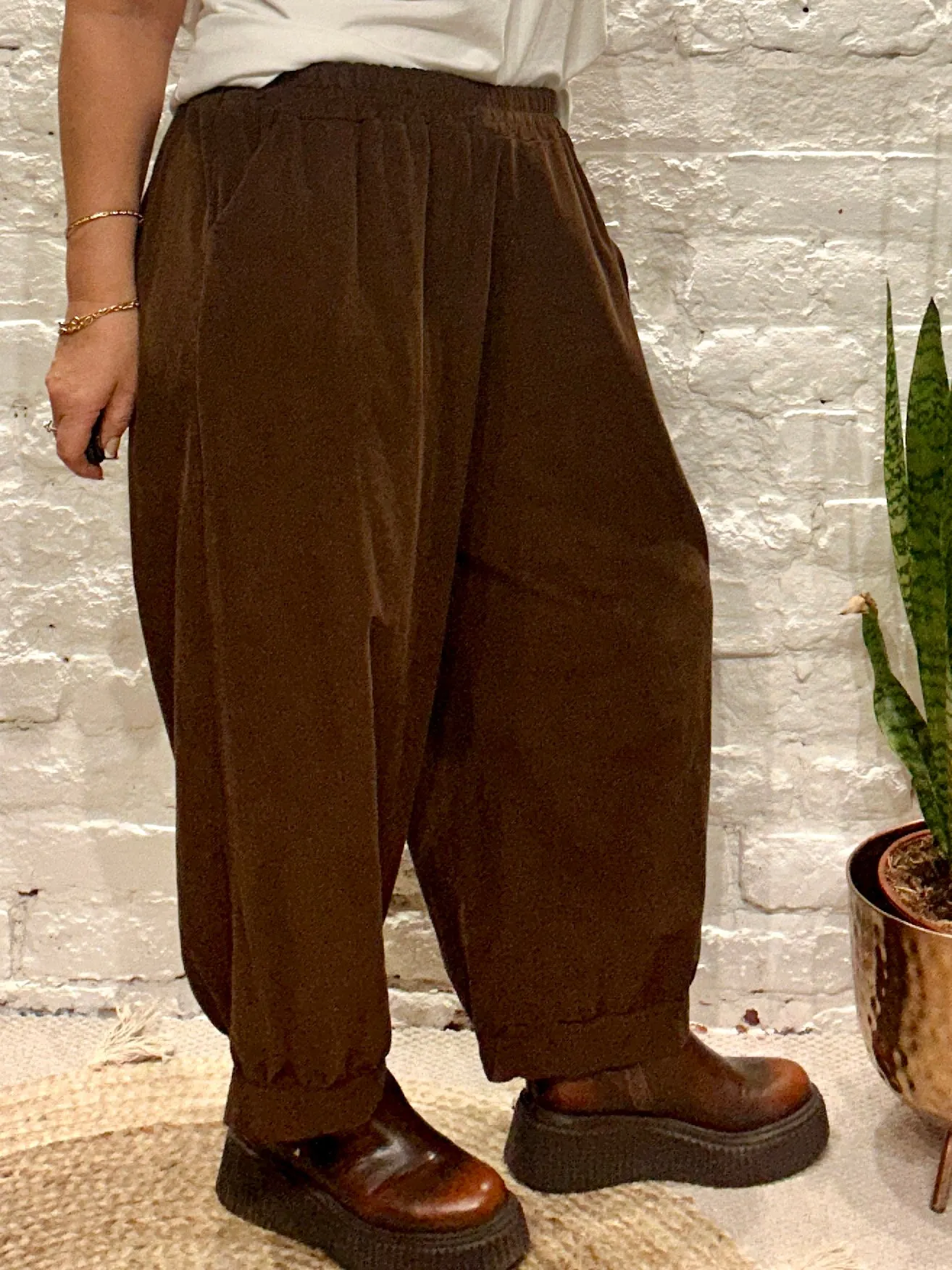 The Soft Cord Barrel Elastic Pocket Pant Trouser