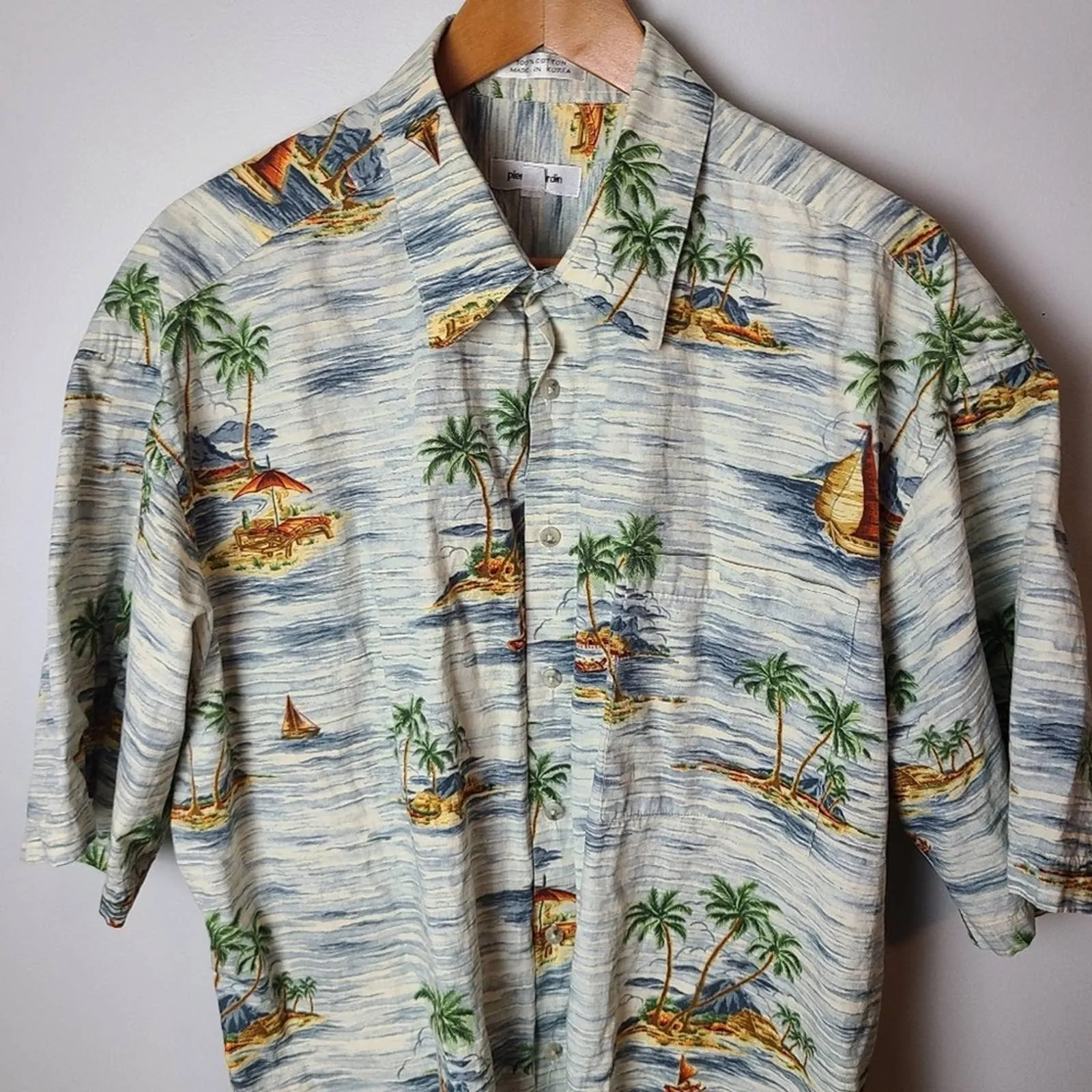Vintage 90's Hawaiian Button down short shirt